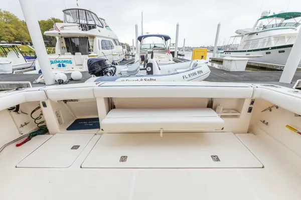 Tiara Yachts 3800 Open image