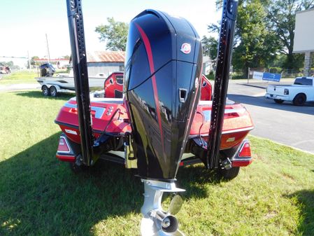 Ranger Z520R - Ranger Cup Equipped image