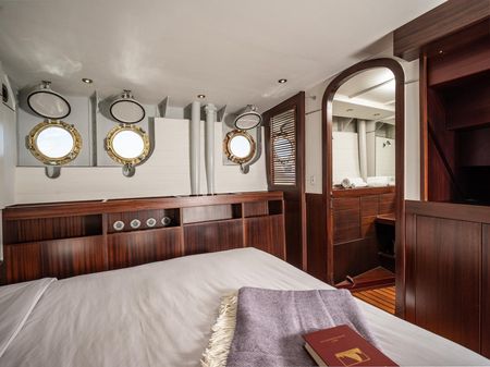 Laurent-giles TSDMY-GENTLEMAN-S-MOTOR-YACHT image