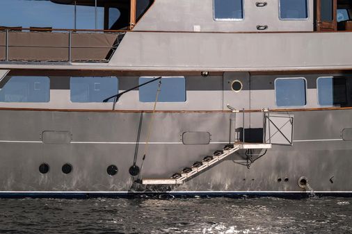 Laurent-giles TSDMY-GENTLEMAN-S-MOTOR-YACHT image