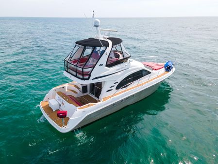 Sea Ray 44 Sedan Bridge image