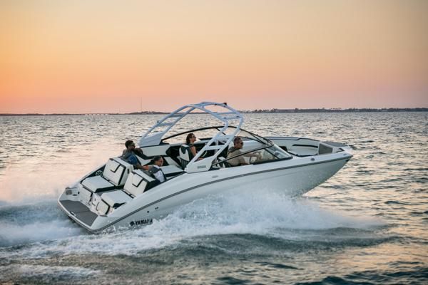 Yamaha-boats 252S image