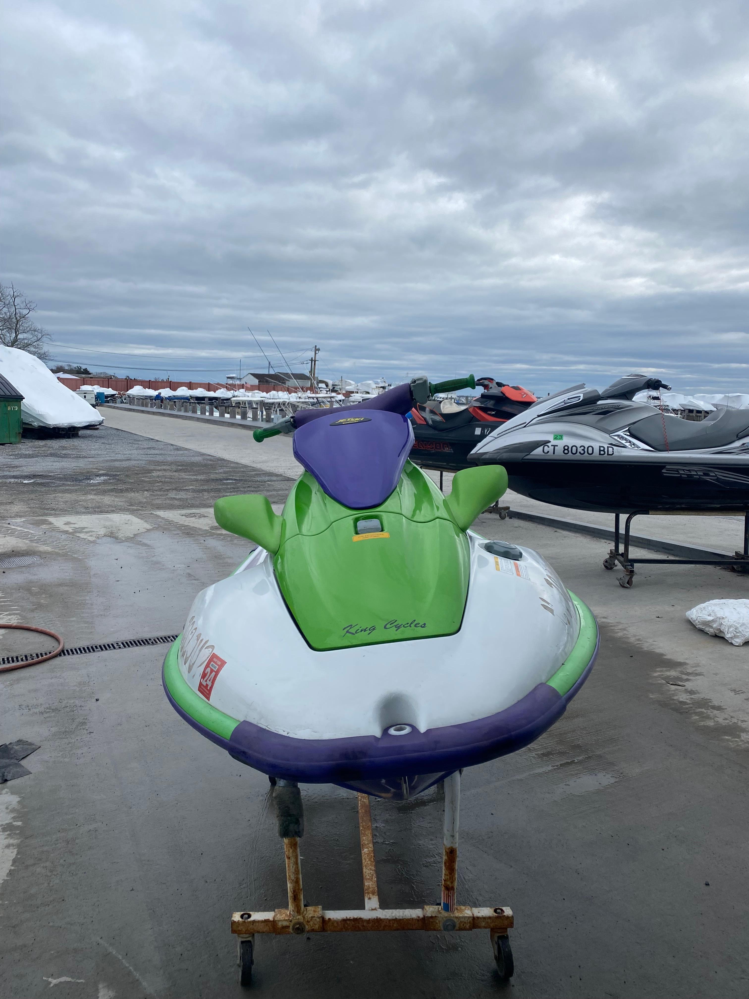 スキー kuoukichiii 1996 Kawasaki ZXI 900 – Mariner's Cove Marine