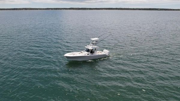 Edgewater 370CC