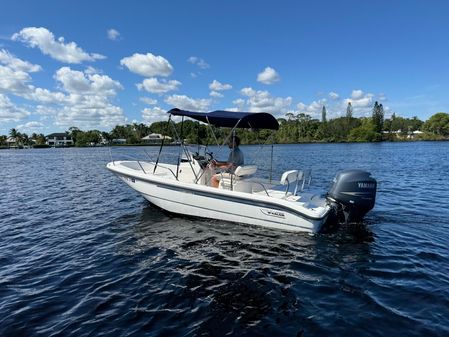 Boston-whaler 180-DAUNTLESS image