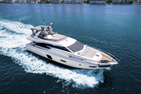 Ferretti Yachts 750 - main image
