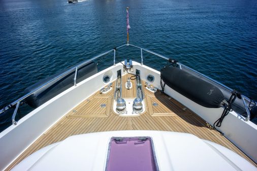 Ferretti Yachts 750 image
