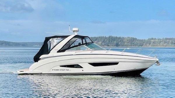 Regal 33 Express