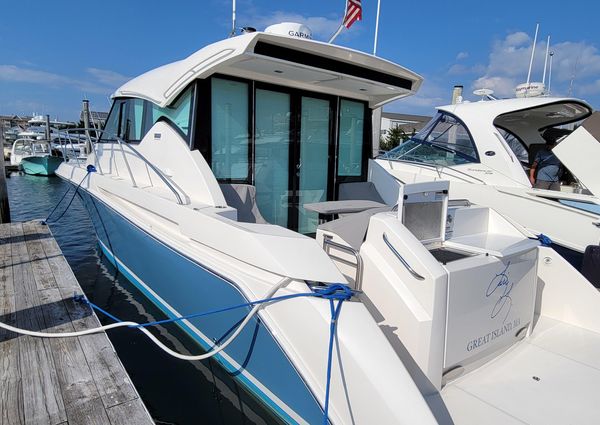 Tiara Yachts 39 image