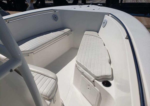 Tidewater 23-CENTER-CONSOLE image