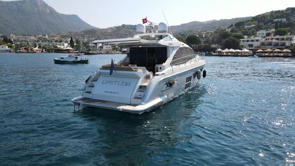 Azimut 55S image