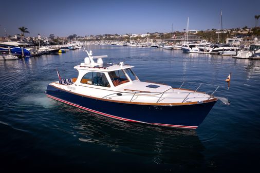 Hinckley 37 Picnic Boat image