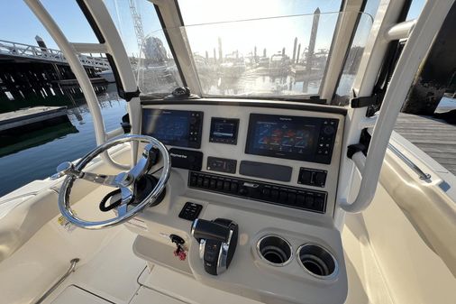 Boston Whaler 230 Outrage image