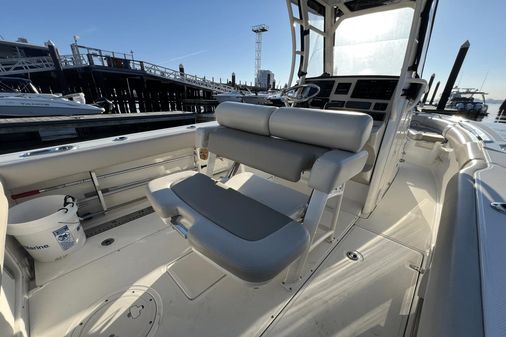 Boston Whaler 230 Outrage image