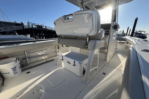 Boston Whaler 230 Outrage image