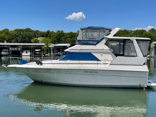 Sea Ray 380 Aft Cabin - main image