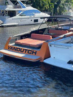 VanDutch 40 Open Bow image