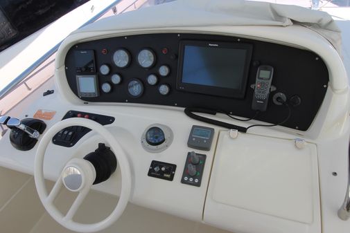 Azimut 62 image