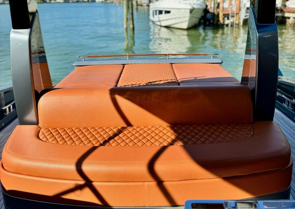 Riva 56 RIVALE image