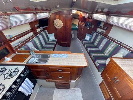 Catalina 30 image