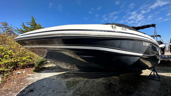Hurricane 2200 DC OB