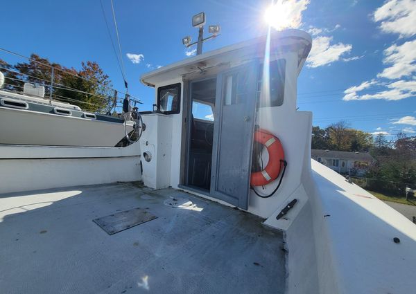 Kinnamon PILOT-HOUSE-CHESAPEAKE-DEADRISE image