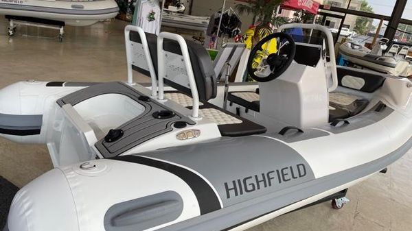 Highfield Sport 300 