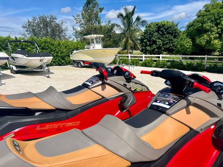 Yamaha-waverunner VX-CRUISERS-LIMITED image