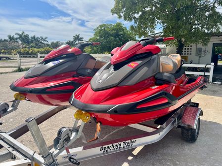 Yamaha-waverunner VX-CRUISERS-LIMITED image