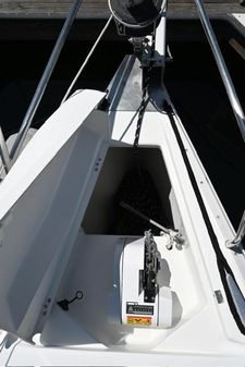 Beneteau 393 image