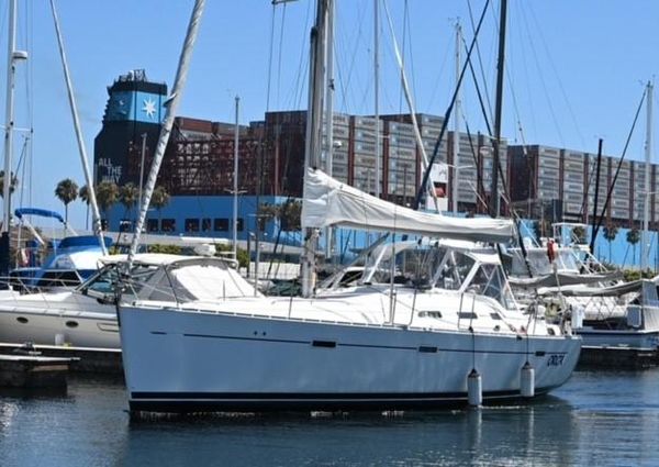 Beneteau 393 image