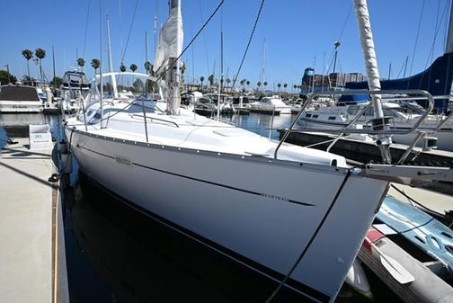 Beneteau 393 image