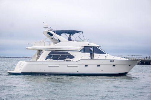 Bayliner 5288 Pilothouse Motor Yacht image