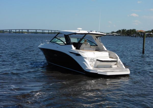 Sea Ray Sundancer image