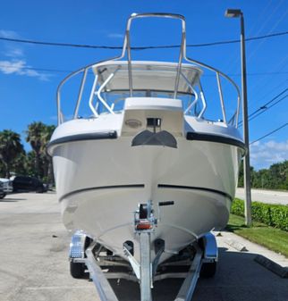 Boston-whaler 255-CONQUEST image