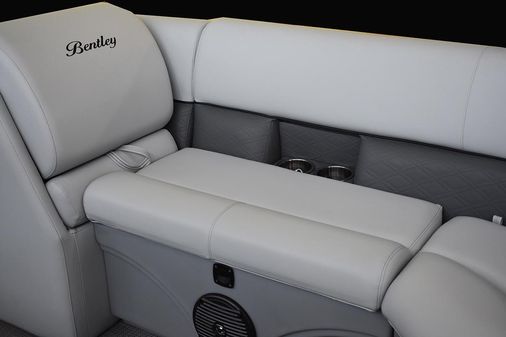 Bentley-pontoons 240-CRUISE image