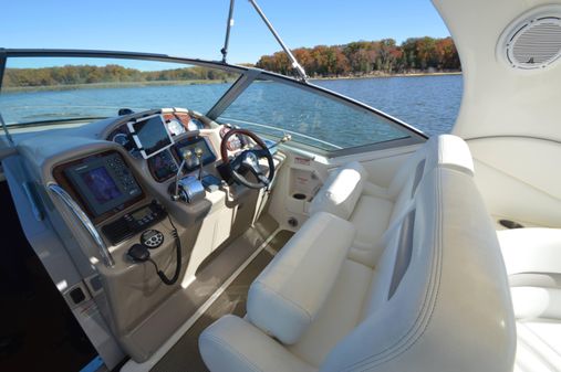 Sea Ray 320 Sundancer image