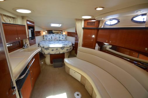 Sea Ray 320 Sundancer image