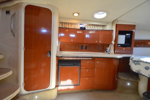 Sea Ray 320 Sundancer image