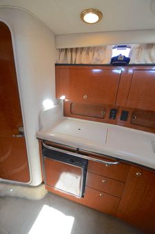 Sea Ray 320 Sundancer image