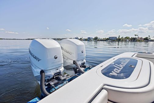 Valhalla Boatworks V33 image