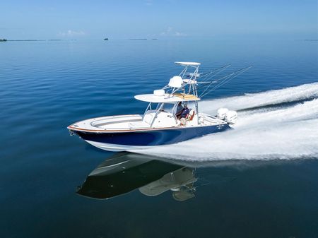 Valhalla Boatworks V33 image