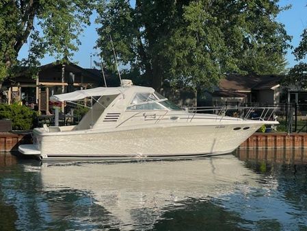 Sea-ray 330-EXPRESS-CRUISER image