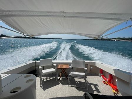 Sea-ray 330-EXPRESS-CRUISER image