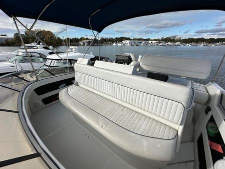 Carver 350 Aft Cabin image