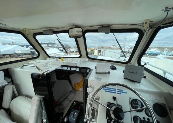 C-hawk 25-PILOT-HOUSE image