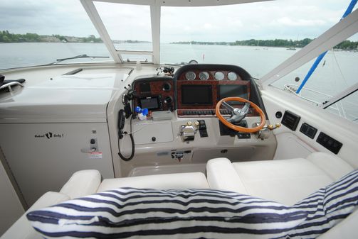 Sea Ray 390 Motor Yacht image