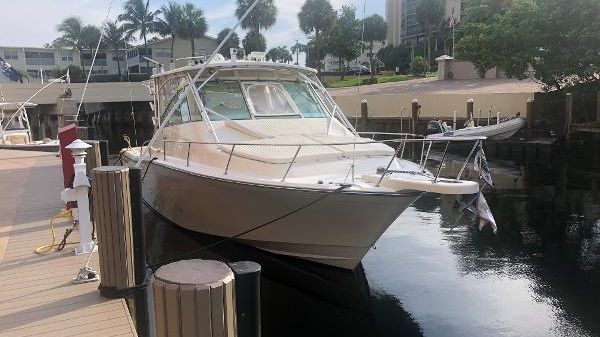 Grady-White 360 Express 