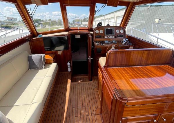 Windsor-craft 36-HARD-TOP image