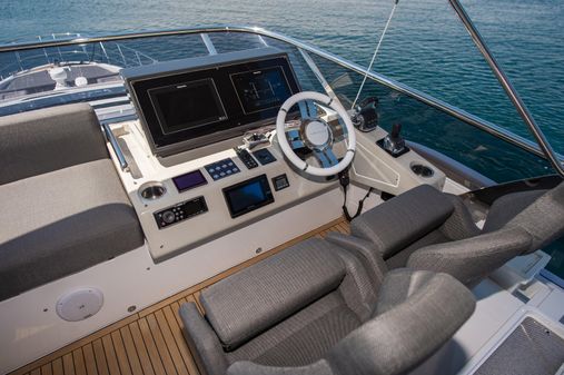 Azimut S7 image